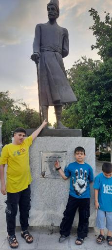 عکس تندیس استاد علی اکبر اصفهانی