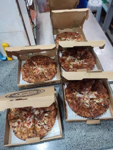 عکس ساندویچی آیدا