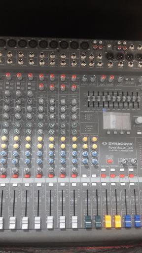 عکس دفتر آموزش مداحی استاد امیرپور