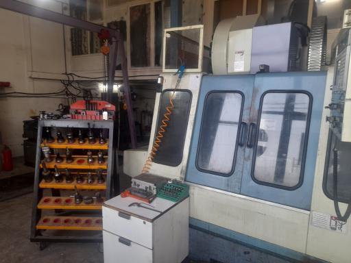 عکس کارگاه ماهان قالب