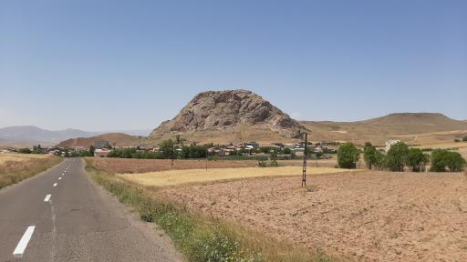 عکس قلعه بوینی یوغون