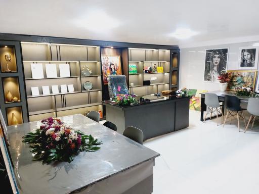 عکس آموزشگاه نقاشی سروناز