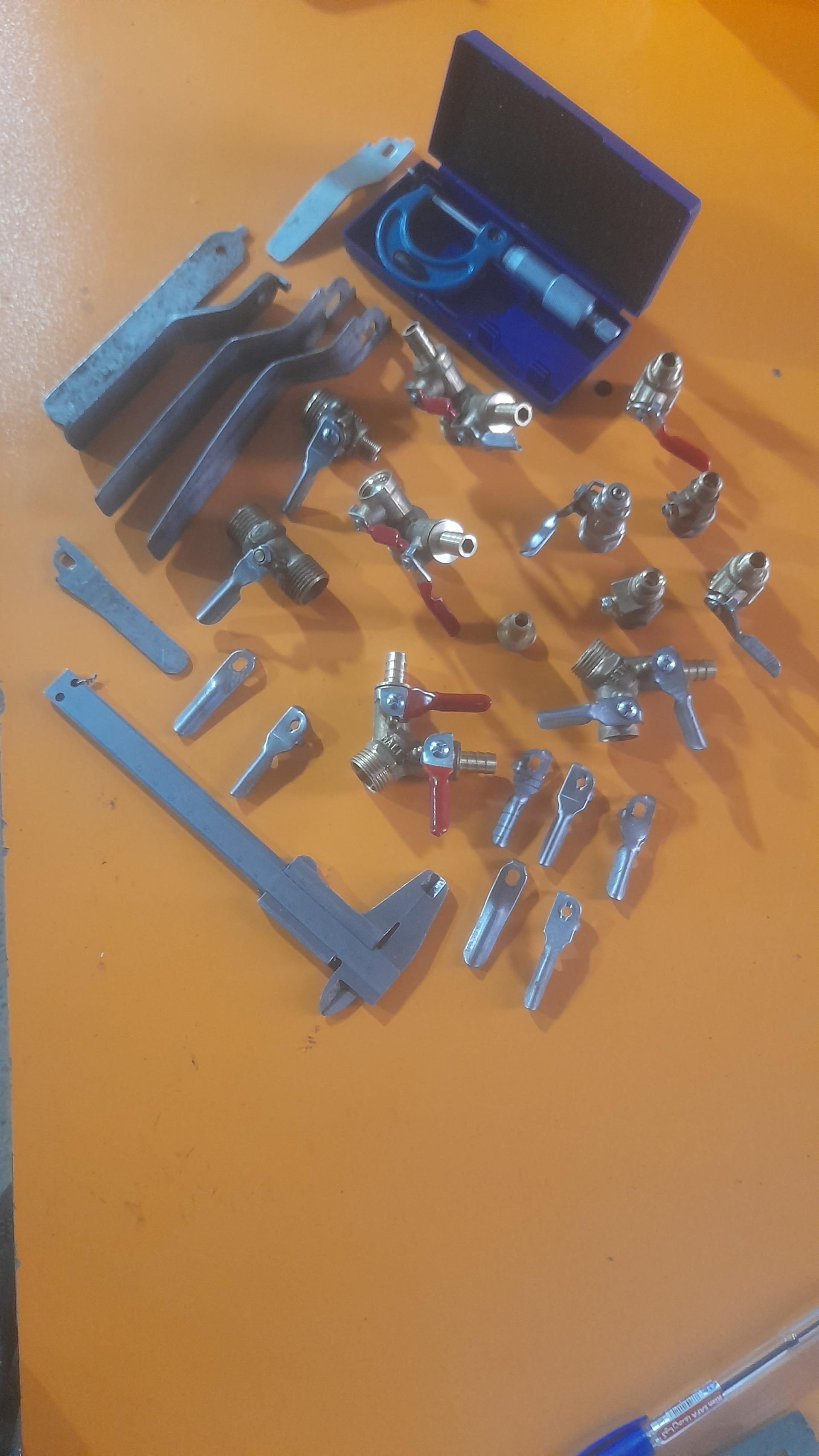 عکس کارگاه خدماتی میزان پرس