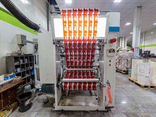 عکس صنایع چاپ و بسته بندی مشهد لفاف سبز