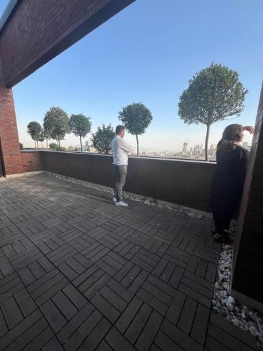 عکس برج باغ سبز آفرینش