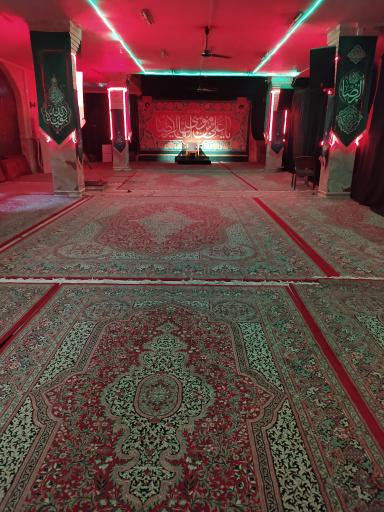 عکس شبستان بقعه طرشتی 