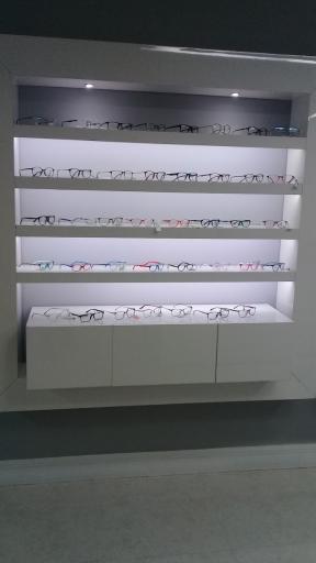 عکس بینایی سنجی بینا سبز