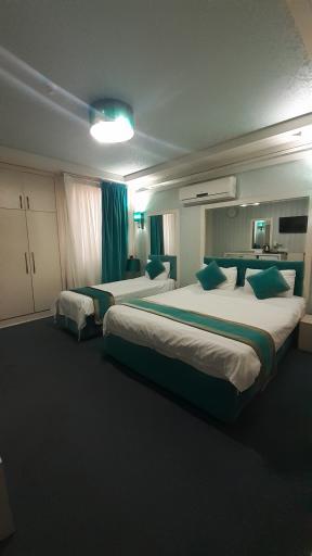 عکس هتل صدرا مشهد 