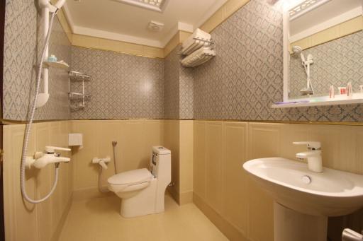 عکس هتل صدرا مشهد 