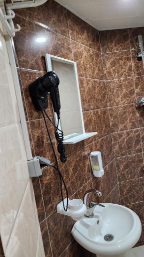 عکس هتل ترنج