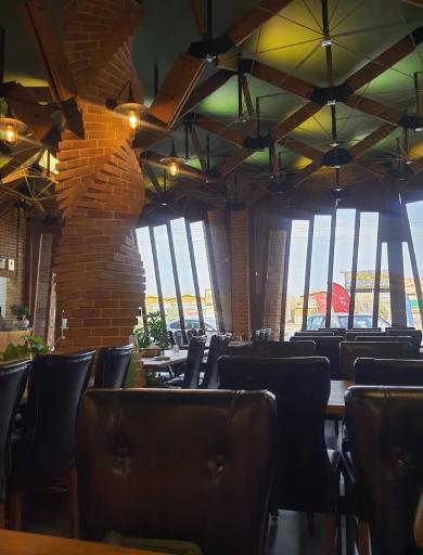 عکس کافه رستوران راش