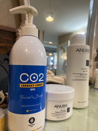 عکس مرکز پاکسازی پوست Fresh Face ویژه بانوان