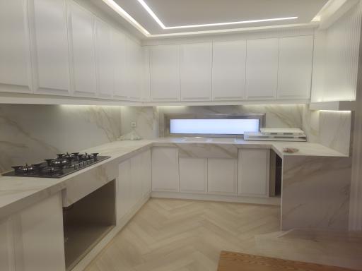 عکس کارگاه روشویی و صفحه کابینت سرامیکی