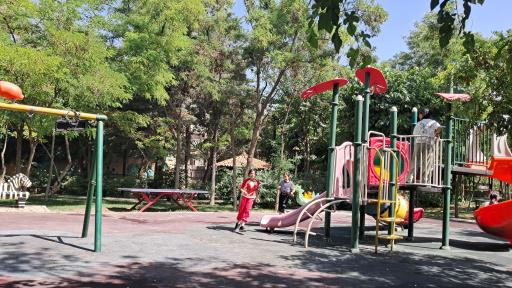 عکس پارک بازی کودکان