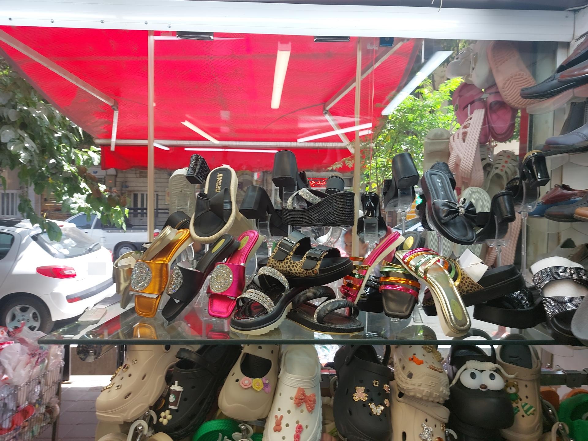 عکس صندل راد