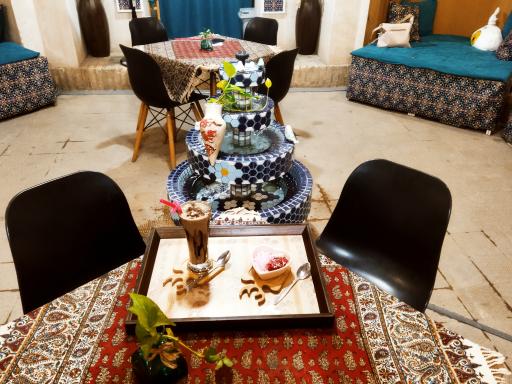 عکس خانه فیروزه ویژه بانوان