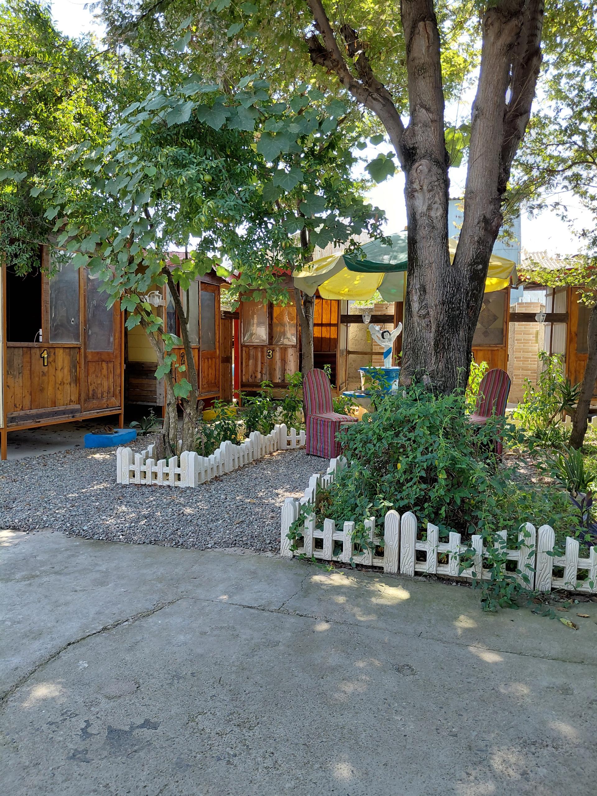 عکس دیزی سرای دربند