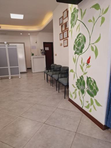 عکس فیزیوتراپی زینب عبدی