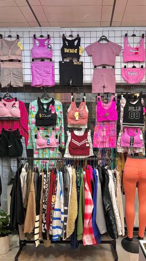 عکس پوشاک زنانه هژبراستایل شعبه 2