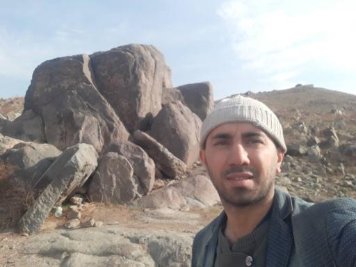 عکس سنگ نگاره‌های باستانی شترسنگ