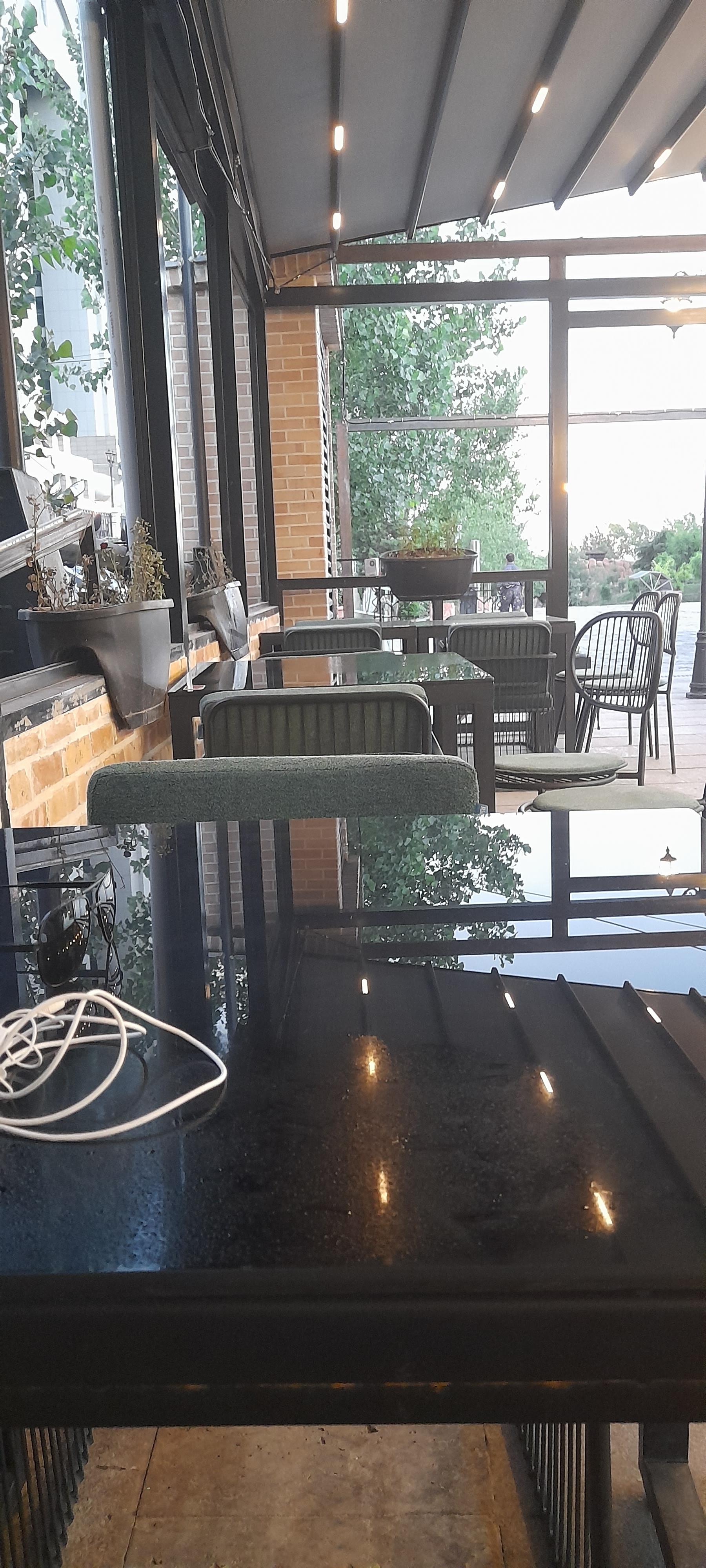 عکس کافه آله رواق