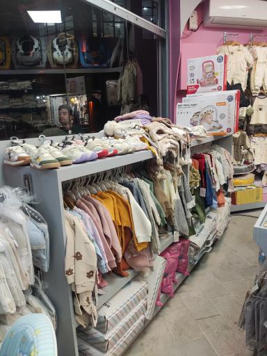 سیسمونی و پوشاک رز کیدز