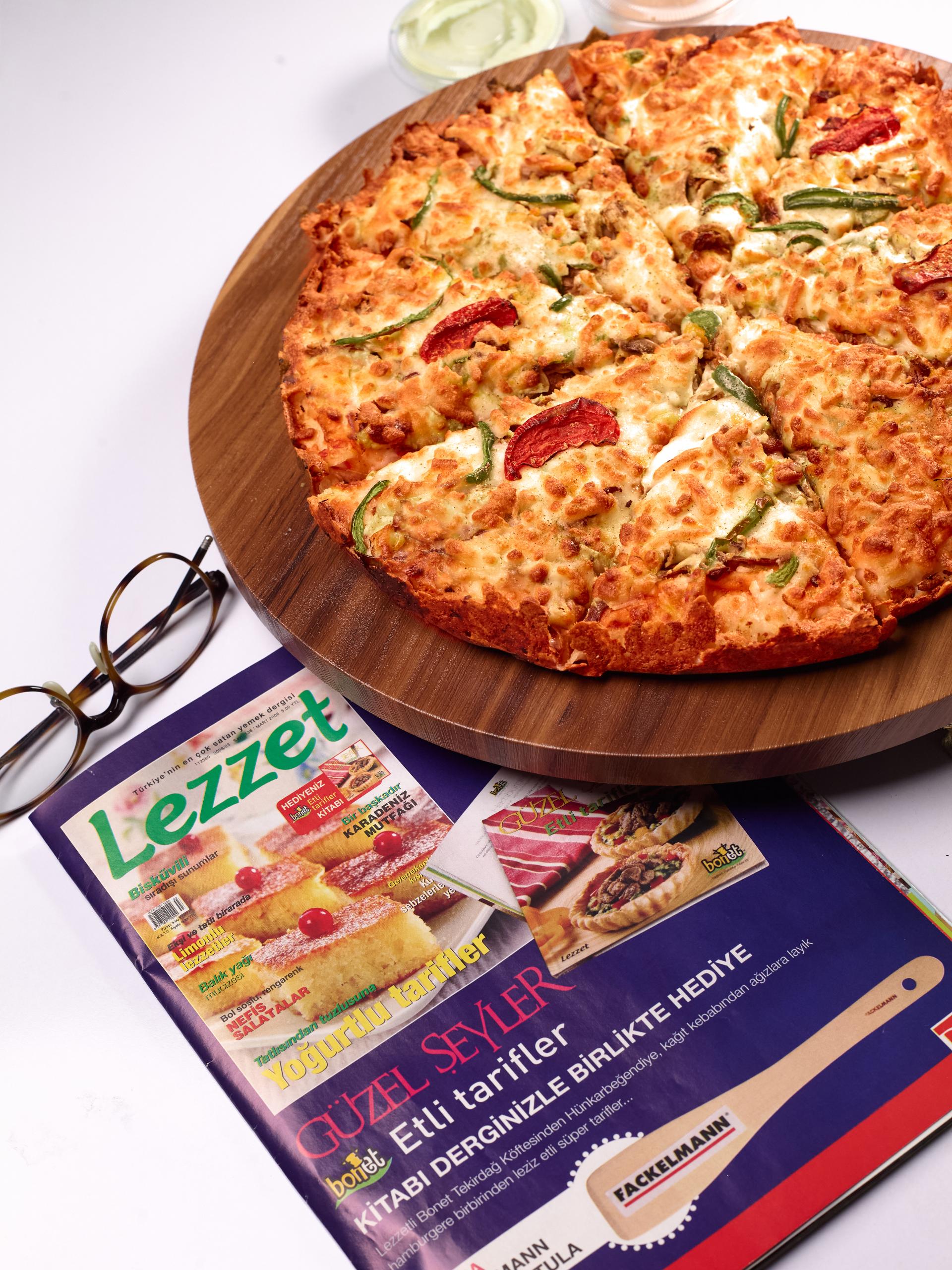 عکس پیتزا دلفیا شعبه سیدرضی 