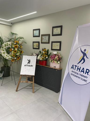 عکس فیزیوتراپی دکتر اطهاری