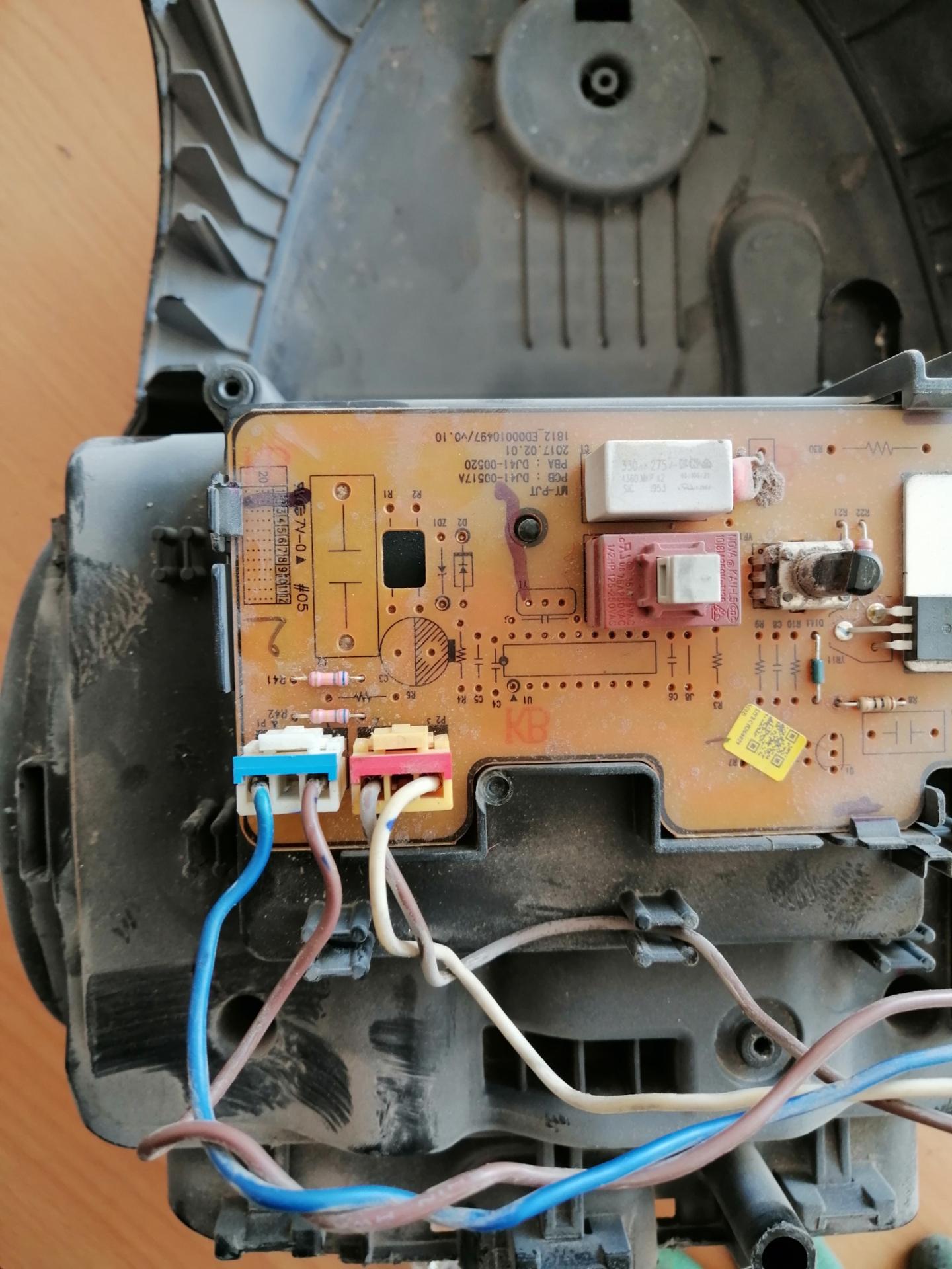 عکس تعمیرگاه لوازم خانگی عبادی 