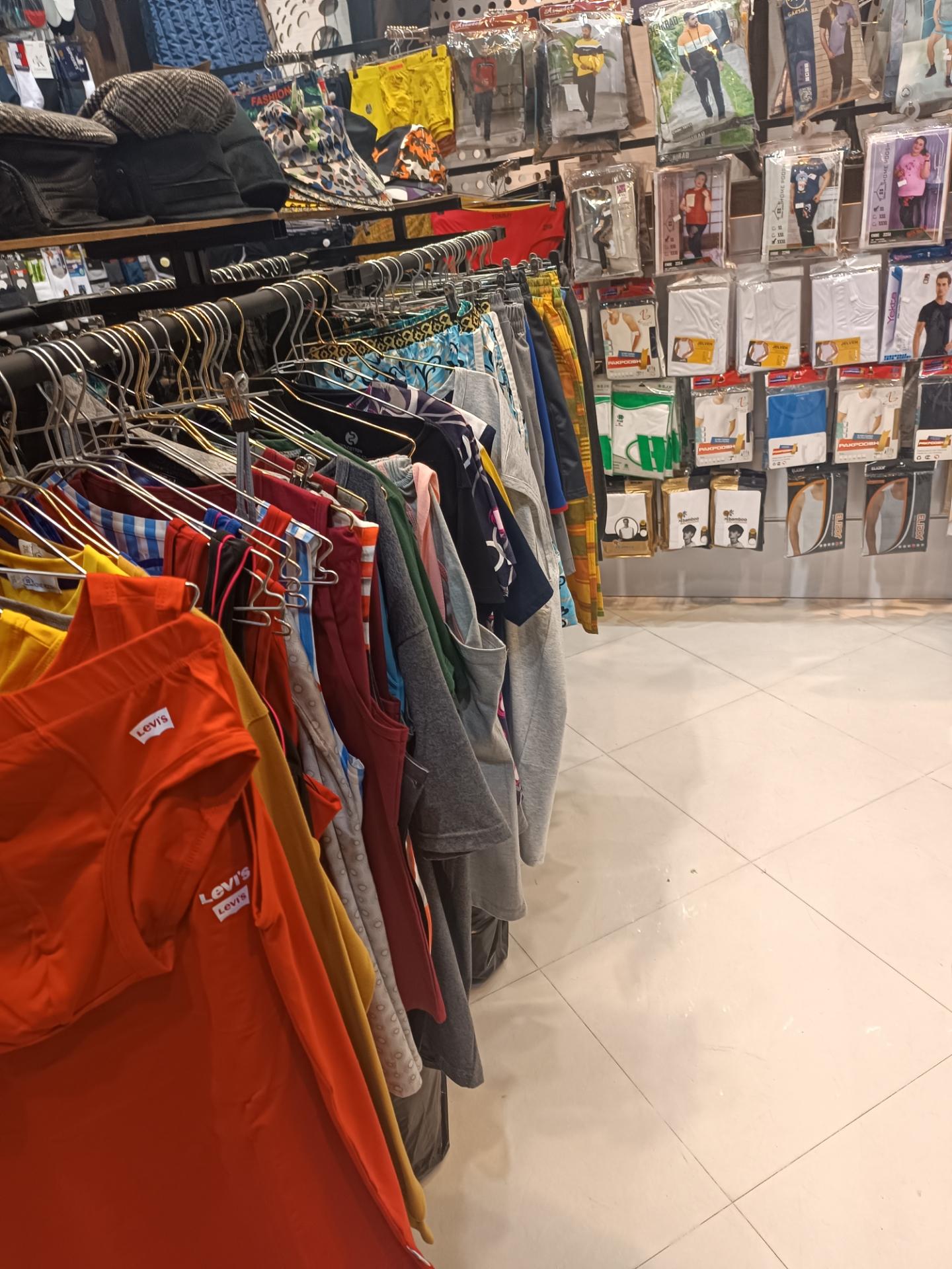 عکس جوراب و لباس زیر مردانه و زنانه عسل شاپ 