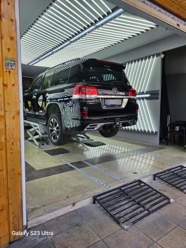 عکس مرکز کارشناسی و تشخیص رنگ خودرو صمد عبادی