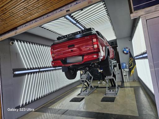 عکس مرکز کارشناسی و تشخیص رنگ خودرو صمد عبادی