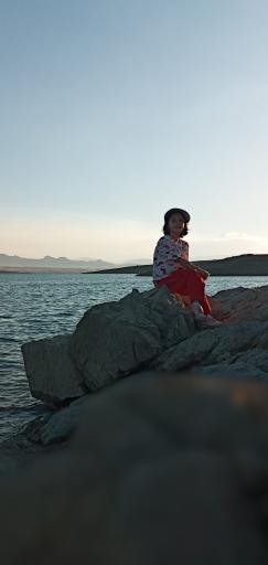 عکس ساحل دریاچه سد زاینده رود 