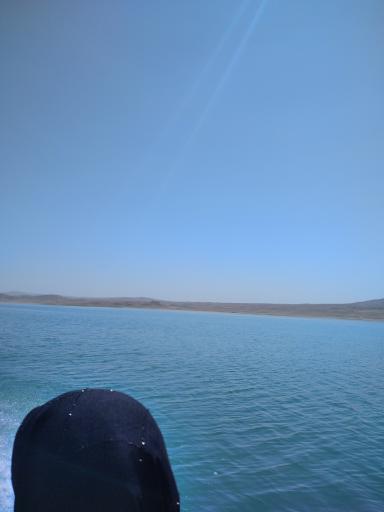 عکس ساحل دریاچه سد زاینده رود 