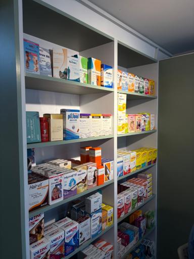 عکس داروخانه دکتر پوربخشیان