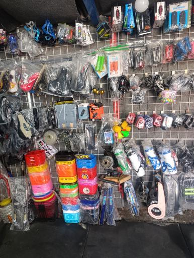 عکس تعميرات دوچرخه اميد 