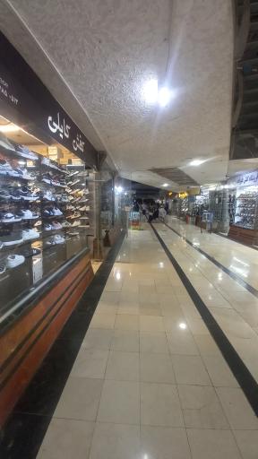 عکس بازار کفش