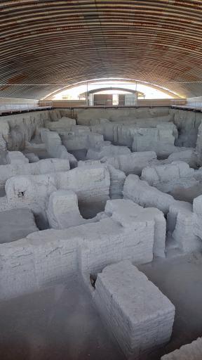 عکس موزه باستان شناسی همدان