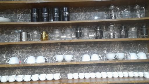 عکس کافه میلان