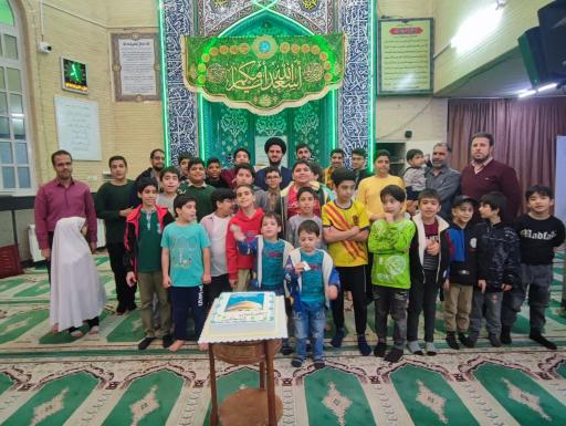 عکس هیئت نوجوانان محبین قرآن و اهل بیت