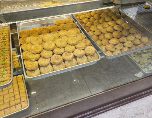 عکس شیرینی سرای نجف اشرف