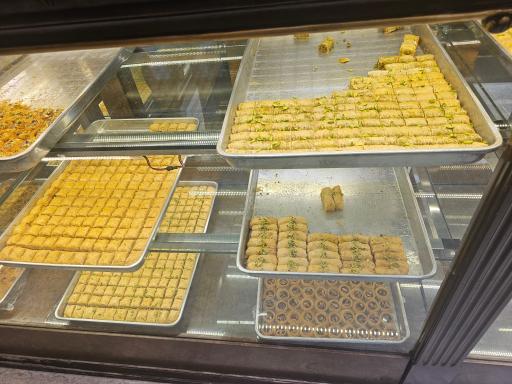 عکس شیرینی سرای نجف اشرف