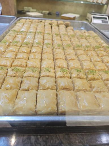 عکس شیرینی سرای نجف اشرف