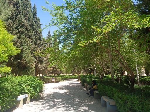 عکس بوستان حجاب و عفاف شهید قاسم سلیمانی