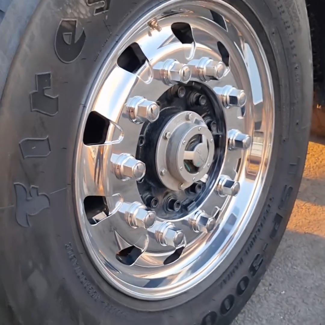 عکس رینگ و لاستیک وحید