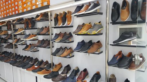 عکس کفش آنتیک