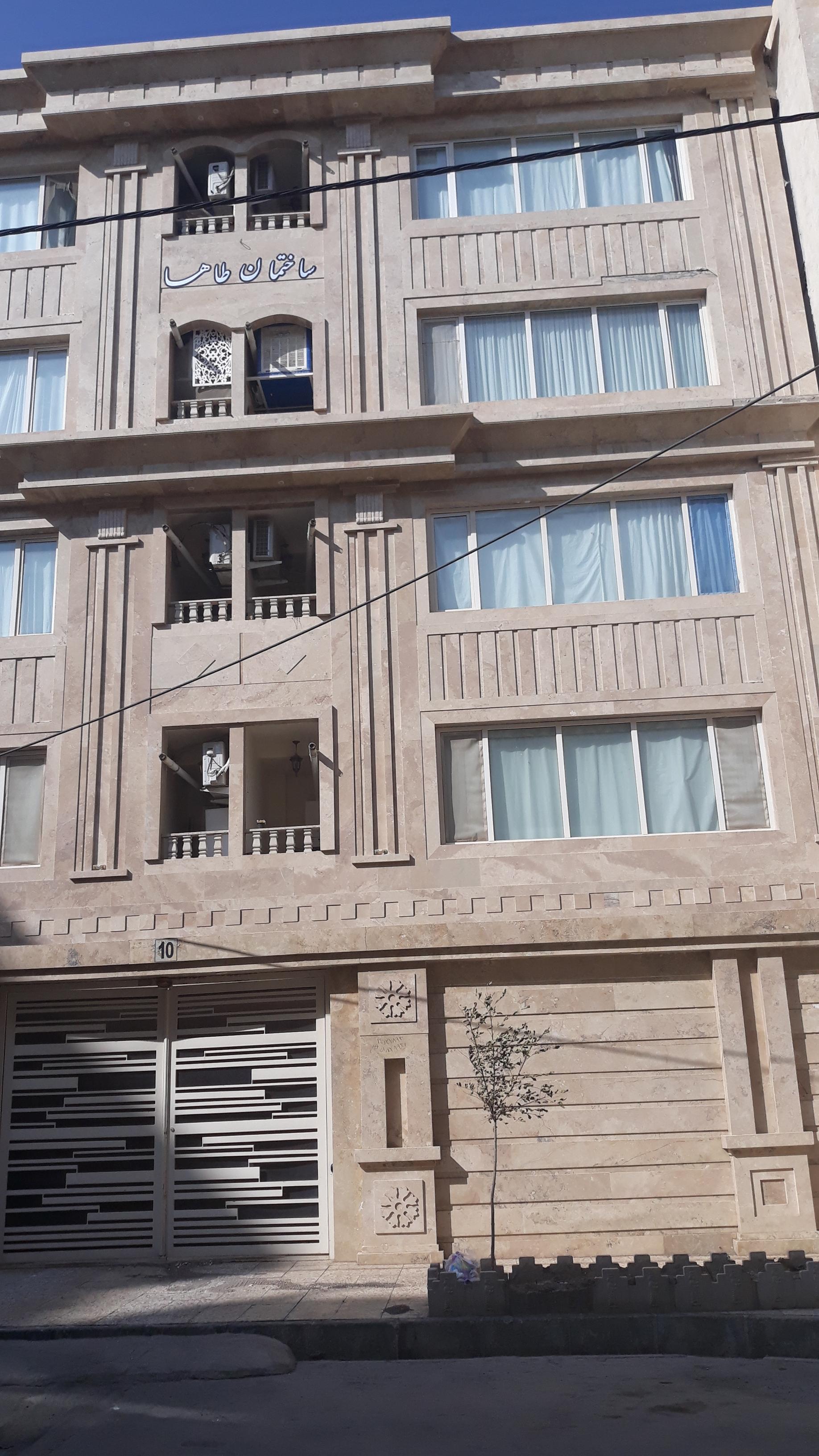 عکس مجتمع مسکونی طاها