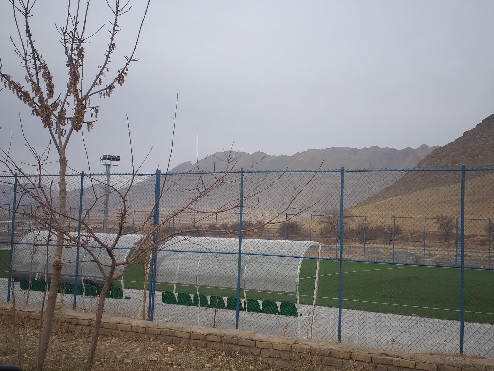 عکس زمین فوتبال حصار