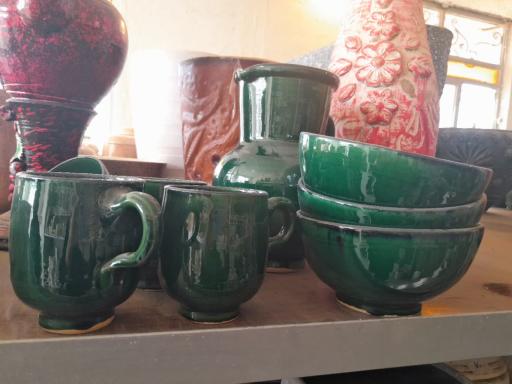 عکس فروشگاه سفال و صنایع دستی  چشم انداز