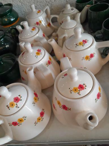 عکس فروشگاه سفال و صنایع دستی  چشم انداز